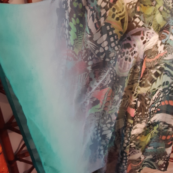 RUBBER DUCKY PRODUCTION INC. SHRUG - Picture 5 of 7